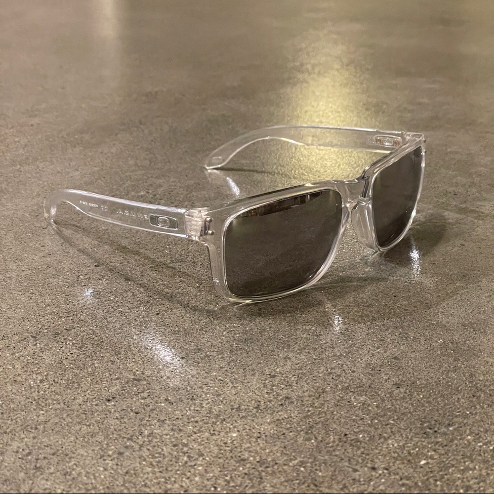 Oakley Holbrook Sunglasses - Clear Body with Chrome Lenses
